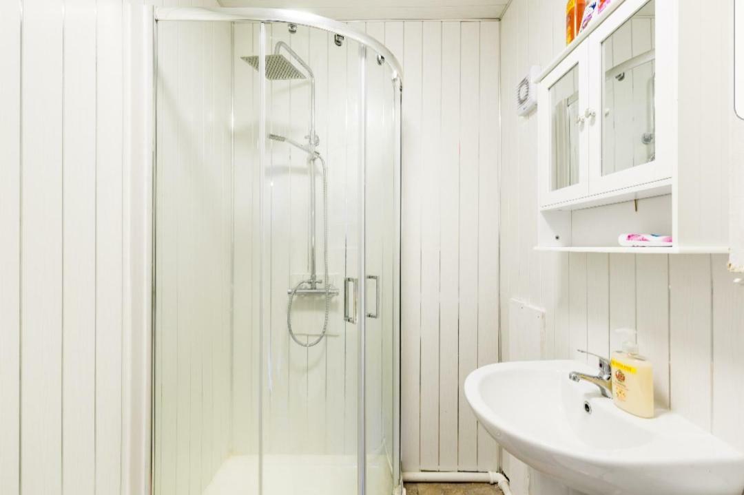 Monyhull Homestay - Near City Centre Kingsheath Nia Nec Bhx Birmingham Exteriör bild